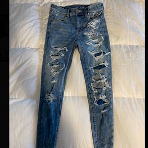 American eagle ripped skinny jeans
